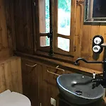 Zecamping 3 Etoiles Chiens Acceptes Animations Piscine Chauffee Kamp alanı