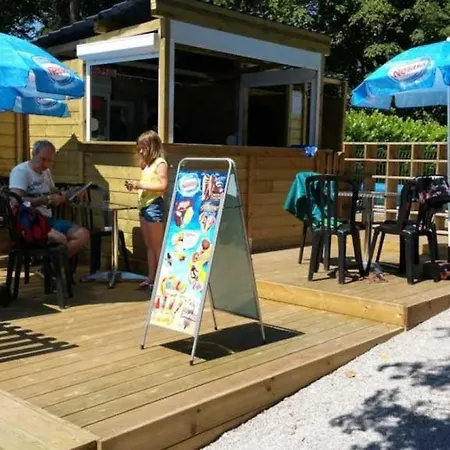 3 Etoiles - Piscine - Ccbaeei * 그랑라비에르