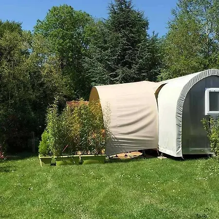 3 Etoiles - Piscine - Ccbaeei 캠프장 *