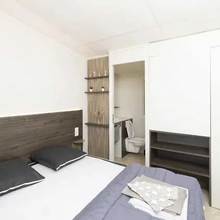 Campingplads 3 Etoiles - Piscine - Ccbaeei *