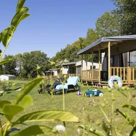 Campingplads 3 Etoiles - Piscine - Ccbaeei