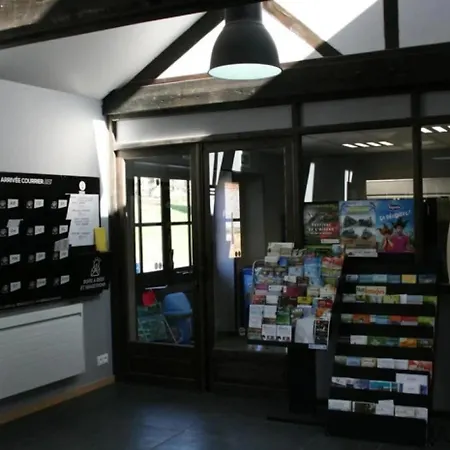 Zecamping 3 Etoiles Chiens Acceptes Animations Piscine Chauffee Campsite