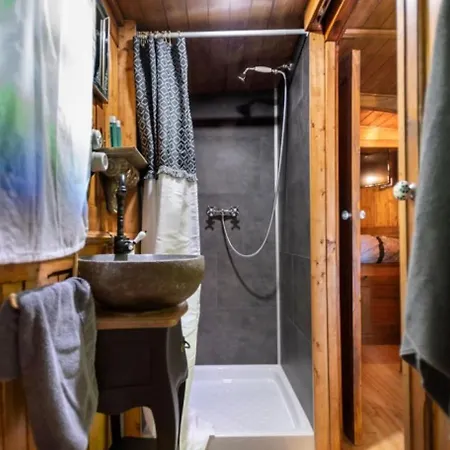 Zecamping 3 Etoiles Chiens Acceptes Animations Piscine Chauffee Campsite Grand-Laviers