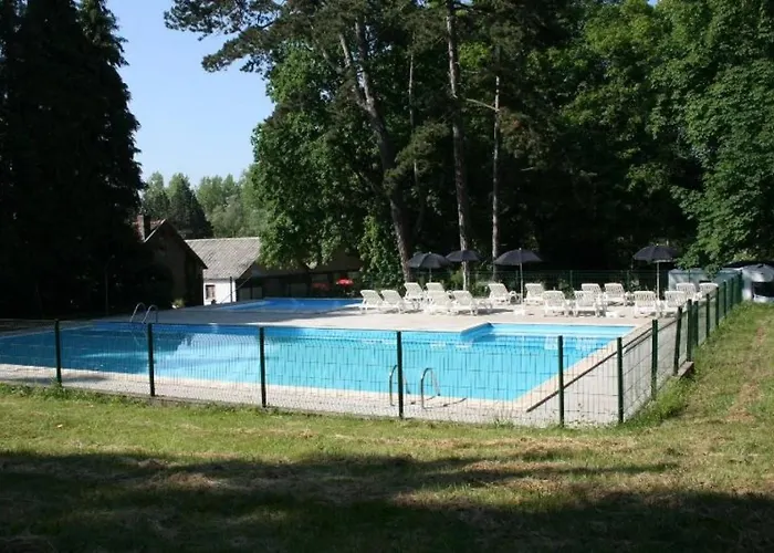 Zecamping 3 Etoiles Chiens Acceptes Animations Piscine Chauffee Campsite