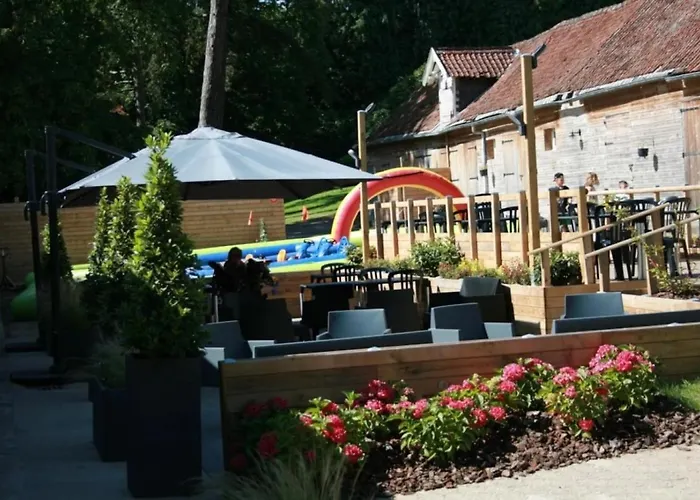 Campsite Zecamping 3 Etoiles Chiens Acceptes Animations Piscine Chauffee