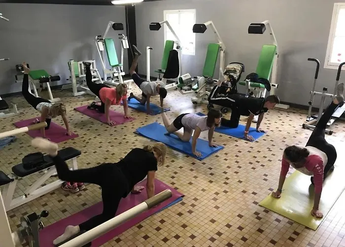 Campsite Zecamping 3 Etoiles Chiens Acceptes Animations Piscine Chauffee