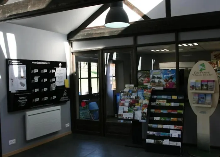 Zecamping 3 Etoiles Chiens Acceptes Animations Piscine Chauffee Campsite